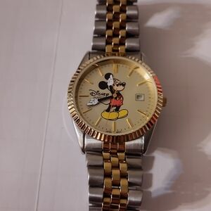 Disney Parks Mickey Mouse Men’s Gold Silver Stainless Steel Watch Japan Movement